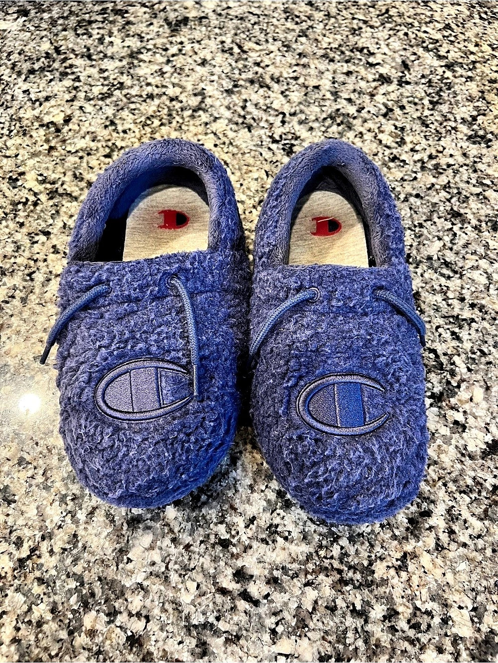 Champion University Sherpa Blue Logo Slippers Womens 9, men’s 7